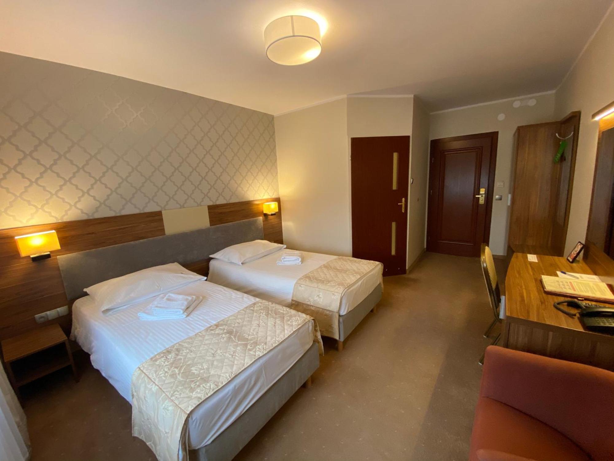 Będzin Cumulus Hotel מראה חיצוני תמונה
