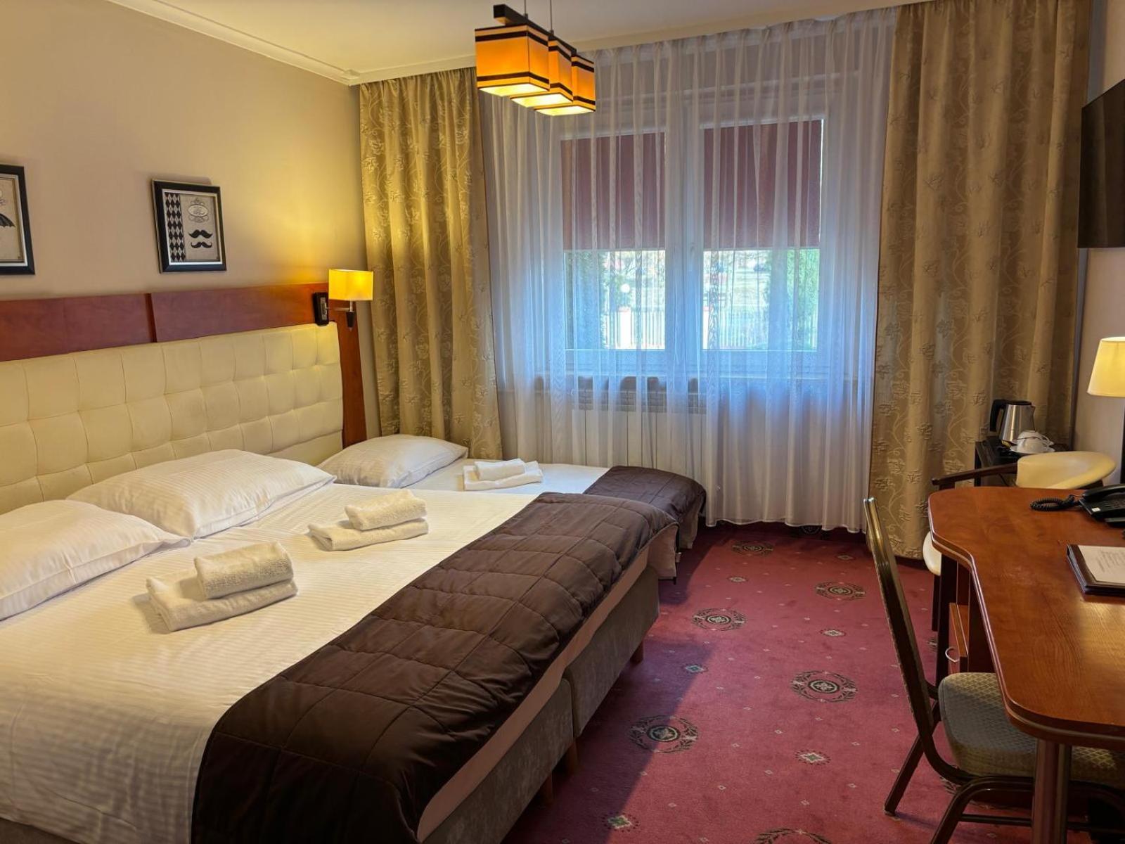 Będzin Cumulus Hotel מראה חיצוני תמונה