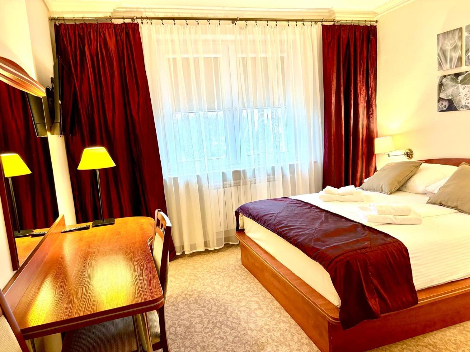 Będzin Cumulus Hotel מראה חיצוני תמונה